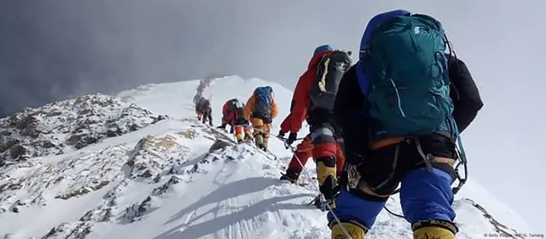 Nueva Zelanda da por muertos a 3 alpinistas norteamericanos