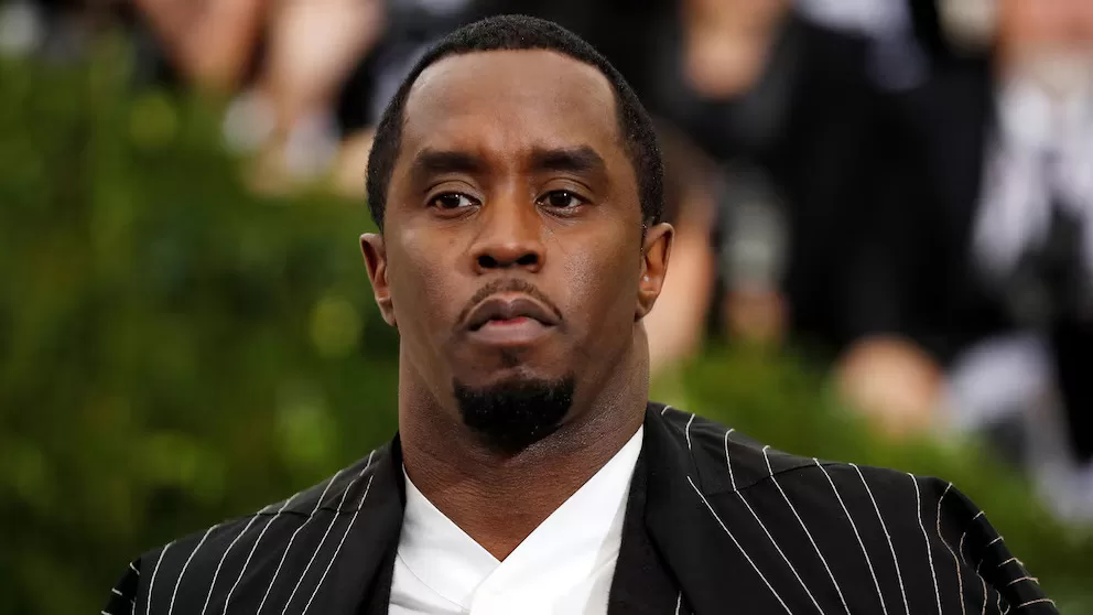 Diddy acusa a los federales de espiarlo