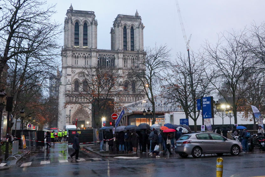 Trump participa en la reapertura de Notre Dame