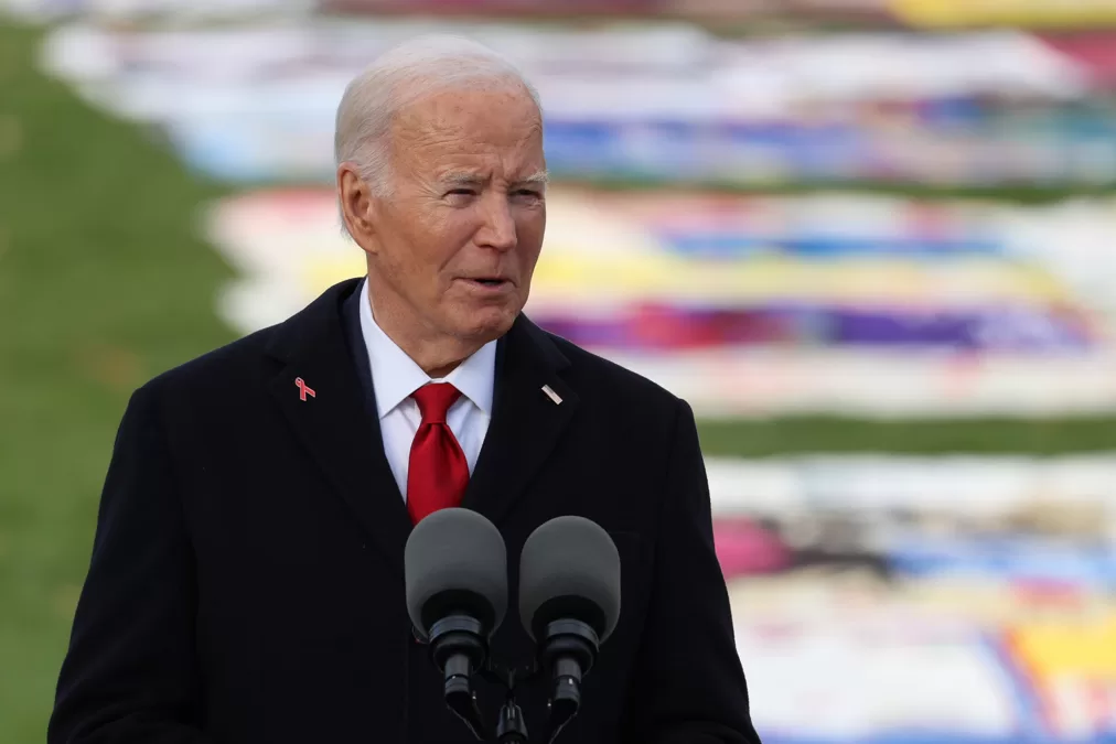 Biden lamenta la muerte estadounidense retenido por Hamás
